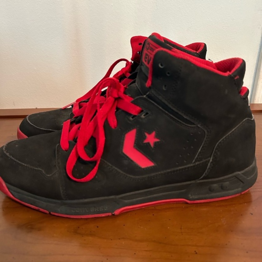 Converse Evo Men US 13 Black Sneaker Mid Top Classic Athletic Shoe
